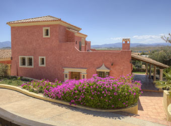 2 Sierra Drive